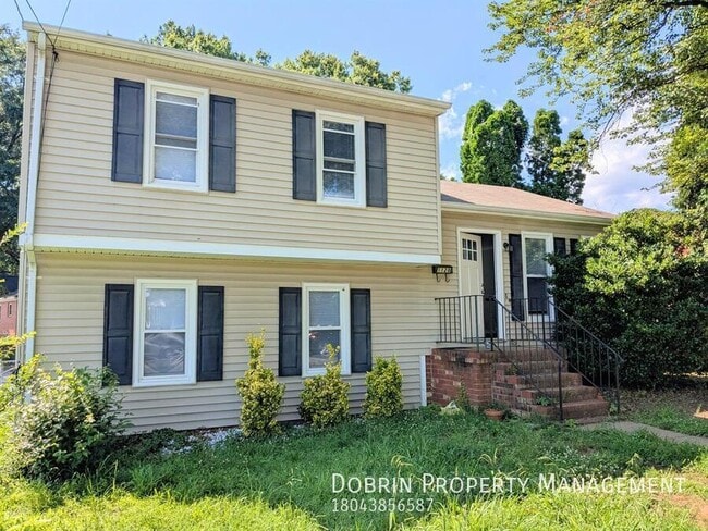 property at 1128 S Randolph St