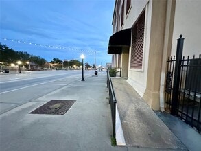 801 6th St N in Texas City, TX - Building Photo - Building Photo