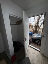 2621 Churchill Ave in Flint, MI - Building Photo