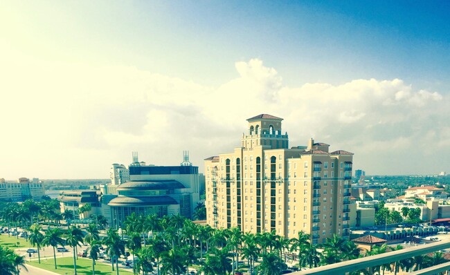 property at 651 Okeechobee Blvd