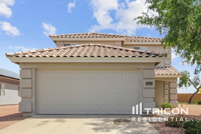 property at 11701 N Olive St