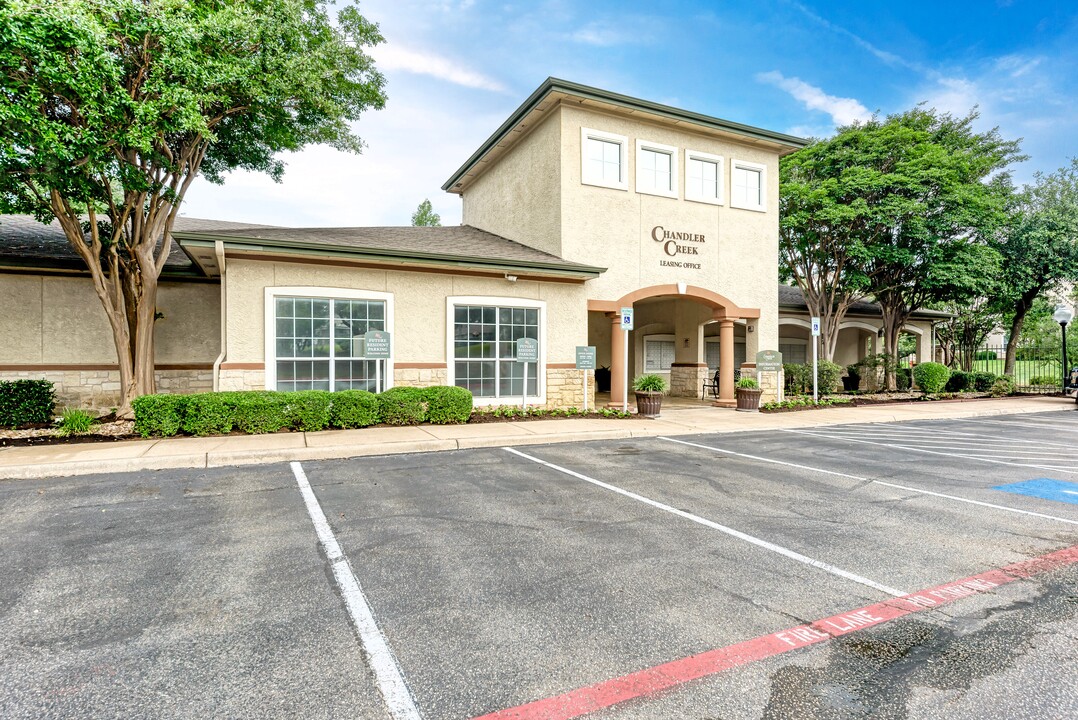 Chandler Creek Apartments in Round Rock, TX - Building Photo