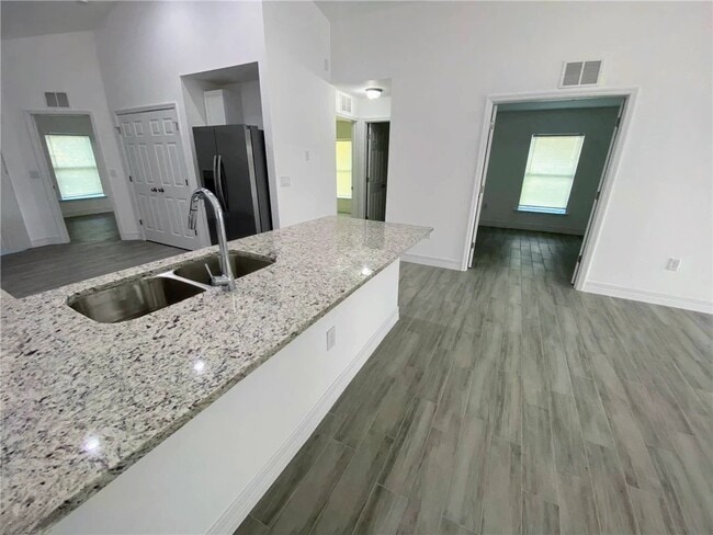 5010 Locke Ln in Lehigh Acres, FL - Building Photo - Building Photo