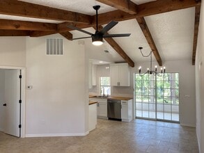 5532 Rice Rd in Venice, FL - Building Photo - Building Photo