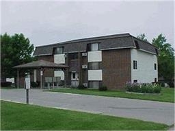 Southpark Apartments on Main in Mount Pleasant, IA - Foto de edificio