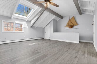 15 Sunset Terrace in Essex, CT - Building Photo - Building Photo