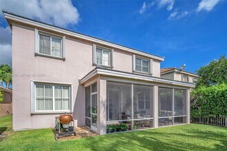 1058 Tupelo Way in Weston, FL - Building Photo - Building Photo