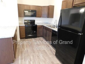 668 Brookwillow Dr in Grand Junction, CO - Building Photo - Building Photo