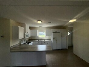 3119 Bailey St in Mims, FL - Building Photo - Building Photo