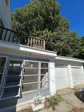 4902 Burnham Ave in Toledo, OH - Foto de edificio - Building Photo
