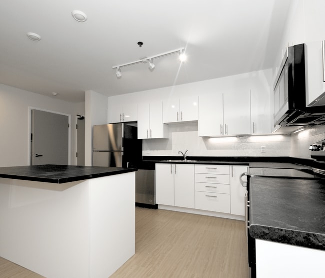 5206 Tobin Street