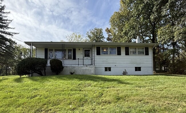 property at 848 N Harrison Rd