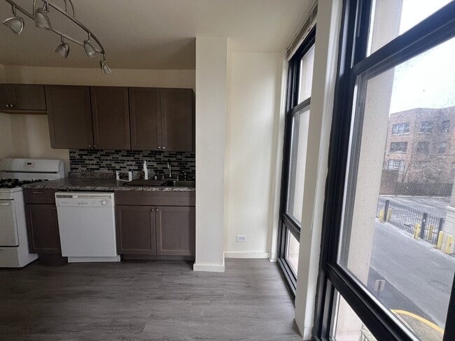 6700 S South Shore Dr in Chicago, IL - Building Photo - Building Photo