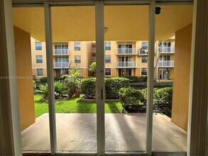 1450 SE 3rd Ave in Dania Beach, FL - Building Photo - Building Photo
