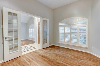 1117 Carriage Ct in Seabrook, TX - Building Photo - Building Photo
