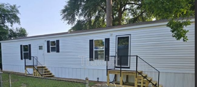 property at 117 Galahad Dr
