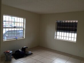 1040 NE 15th Ave in Fort Lauderdale, FL - Building Photo - Building Photo