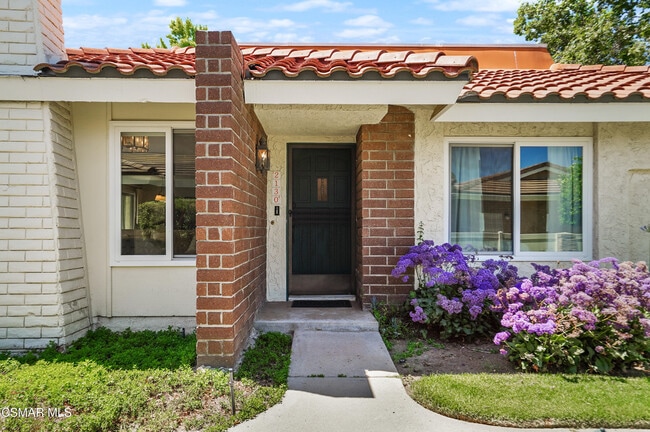 2130 Portola Ln in Westlake Village, CA - Building Photo - Building Photo