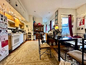 22 Highgate St, Unit #22 in Boston, MA - Foto de edificio - Building Photo