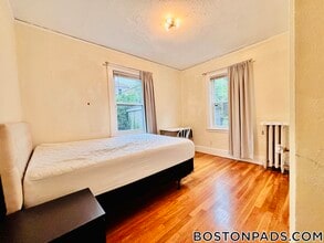 38 Kirkwood Rd in Boston, MA - Building Photo - Building Photo