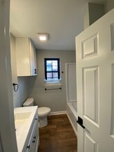 263 S York Rd, Unit 200 in Hatboro, PA - Building Photo - Building Photo