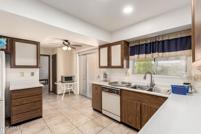 12730 W Allegro Dr in Sun City West, AZ - Building Photo - Building Photo