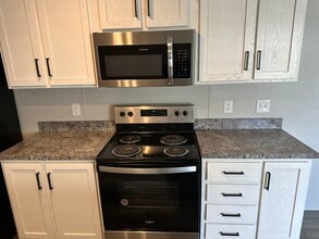 2239 Wellington Green Dr in Clarksville, IN - Foto de edificio - Building Photo