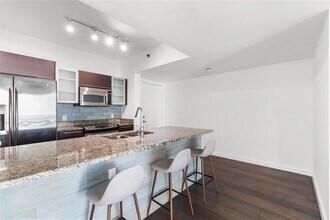 951 Brickell Ave, Unit 1105 in Miami, FL - Building Photo - Building Photo