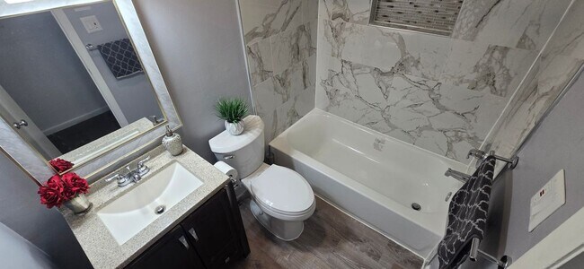 1966 Naylor Rd SE in Washington, DC - Building Photo - Building Photo