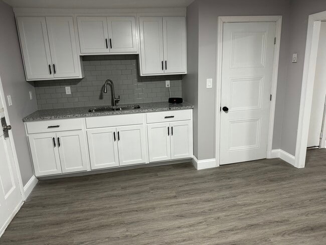 16 Spring St, Unit 16