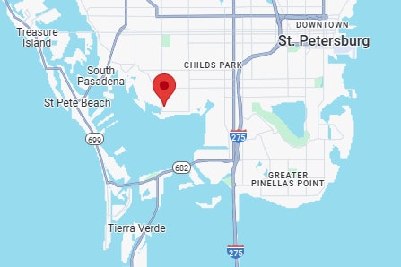 2820 DuPont St S in Gulfport, FL - Foto de edificio - Building Photo