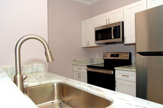 3555 Conroy Rd in Orlando, FL - Building Photo - Building Photo