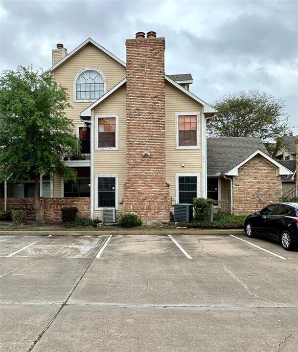 2300 Old Spanish Trail Photo