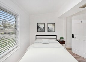 3216 71st Ave N in St. Petersburg, FL - Building Photo