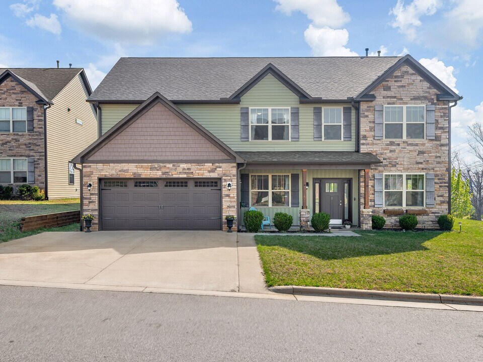 3 Henbit Wy in Arden, NC - Building Photo