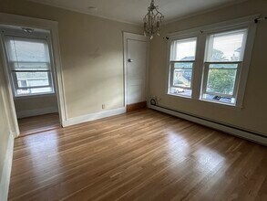 31 Harvard St in Medford, MA - Building Photo - Building Photo