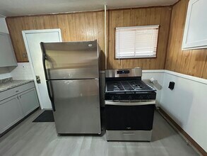 15907 Knight in Redford Township, MI - Building Photo - Building Photo