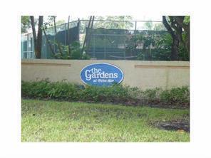 512 Gardens Dr in Pompano Beach, FL - Building Photo