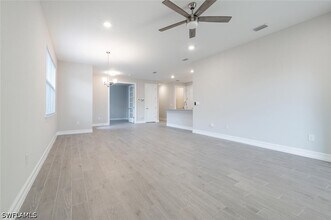 1066 Enbrook Lp in Naples, FL - Building Photo - Building Photo