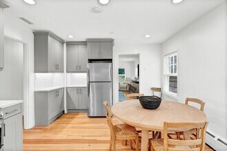 283 Main St in Wethersfield, CT - Building Photo - Building Photo