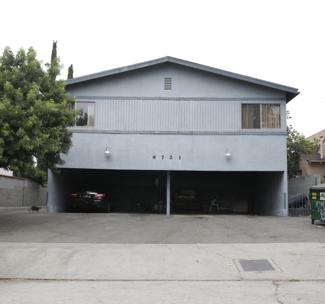 6721 Troost Ave in North Hollywood, CA - Building Photo - Building Photo