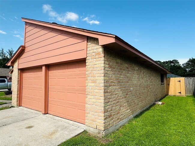 19834 Arrowsmith Dr in Humble, TX - Foto de edificio - Building Photo