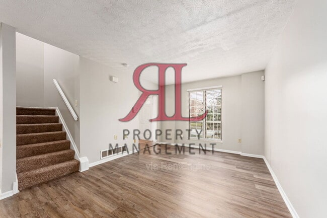 property at 341 W 5th Ave