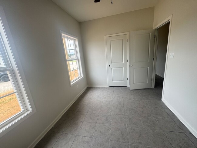 116 Keeley Dr in Tupelo, MS - Building Photo - Building Photo