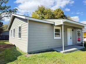 3831 Morningview Dr in Moss Point, MS - Building Photo - Building Photo