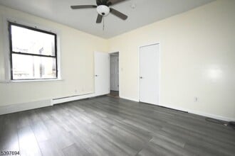 1600 Maple Ave in Hillside, NJ - Building Photo - Building Photo