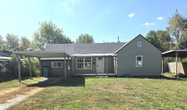 property at 1626 W Thoman St