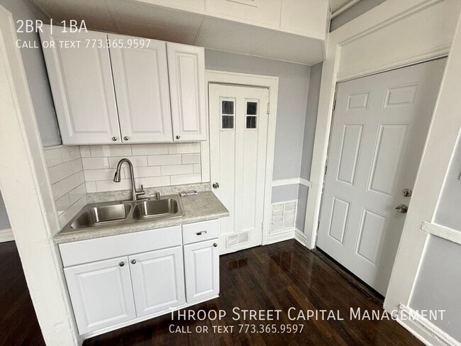 property at 1621 S Komensky Ave