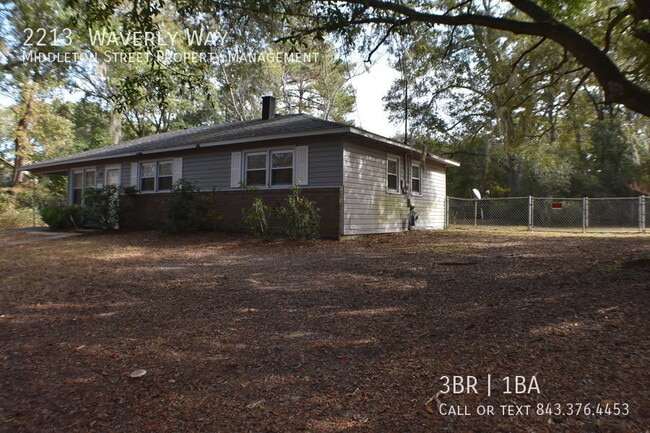 2213 Waverly Way in Port Royal, SC - Building Photo - Building Photo