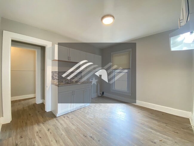 323 Harrison St in Piqua, OH - Building Photo - Building Photo